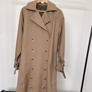 Toteme Signature Trench Coat Brand New Size 40
